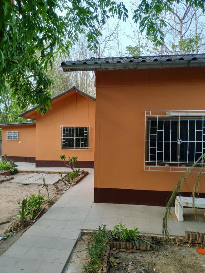 Home Stay Stc Bed And Breakfast Udon Thani Esterno foto